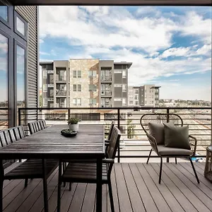 Luxurious Escape - Walk To Empower Field - Tesoro Denver