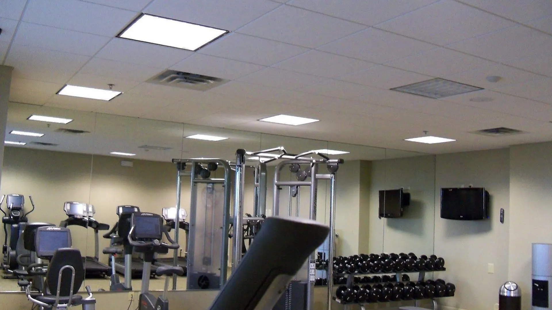 Hyatt House Denver Airport 3*,